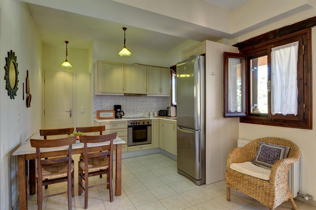 Oreinothea Villa Thérison Kamer foto
